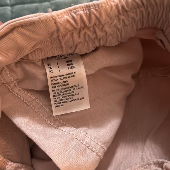 AE cargo pants in black and light pink - Picture 5 of 5